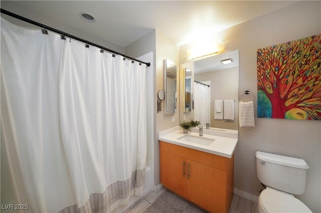 Building Photo - 353 E Bonneville Ave