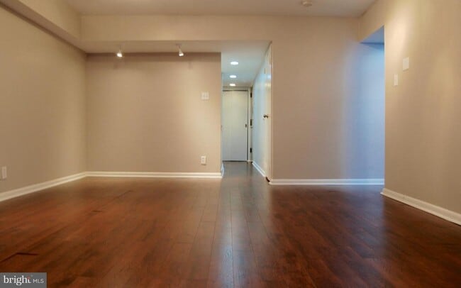 Foto del edificio - 2405 I St NW