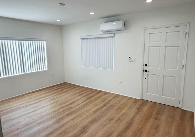 Building Photo - 4228 W 160th St