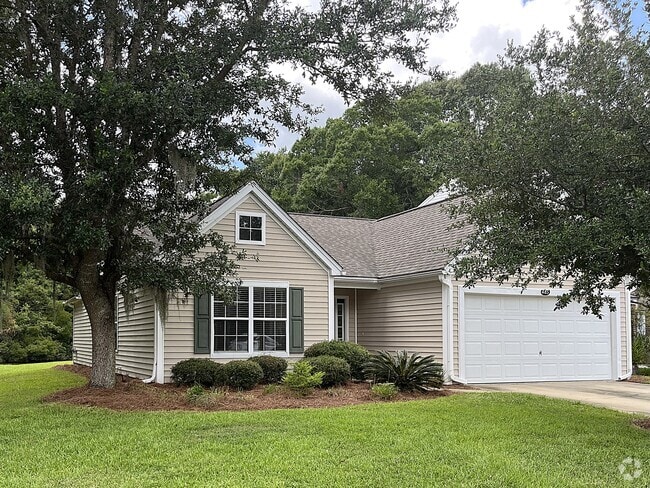 Building Photo - 485 Live Oak Walk