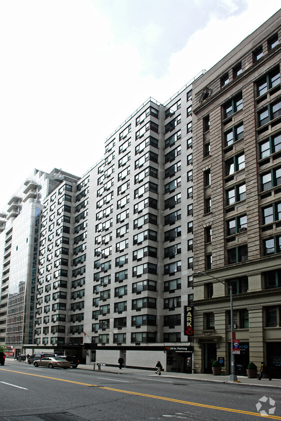 New Amsterdam Apartments - New Amsterdam Apartment