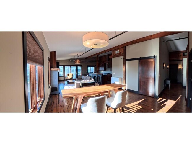 Foto del edificio - 312 3rd St