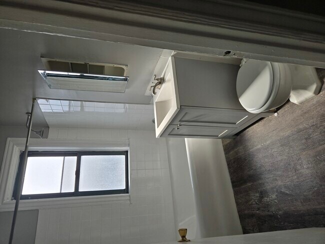 Foto del edificio - 7100 S South Shore Dr