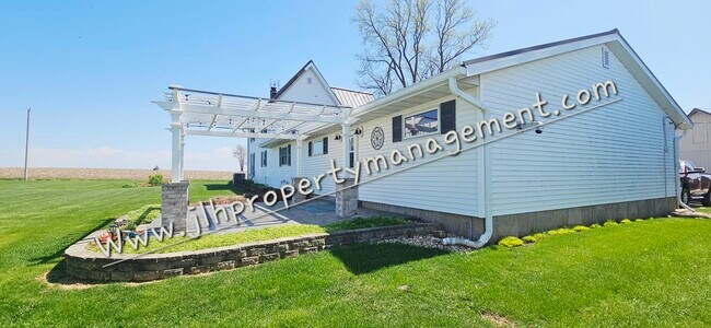 Foto del edificio - 13502 N Damascus Rd