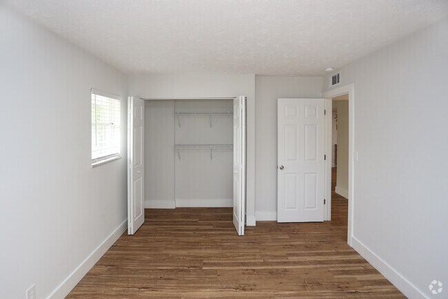 2HAB, 1BA - 889 ft² - Heritage Apartments