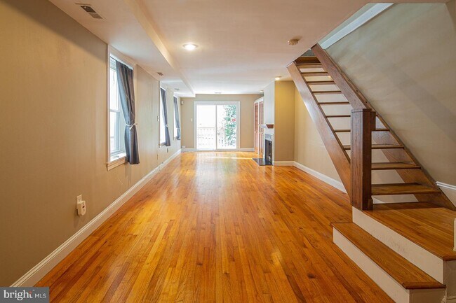 Foto del edificio - 558 N 16th St