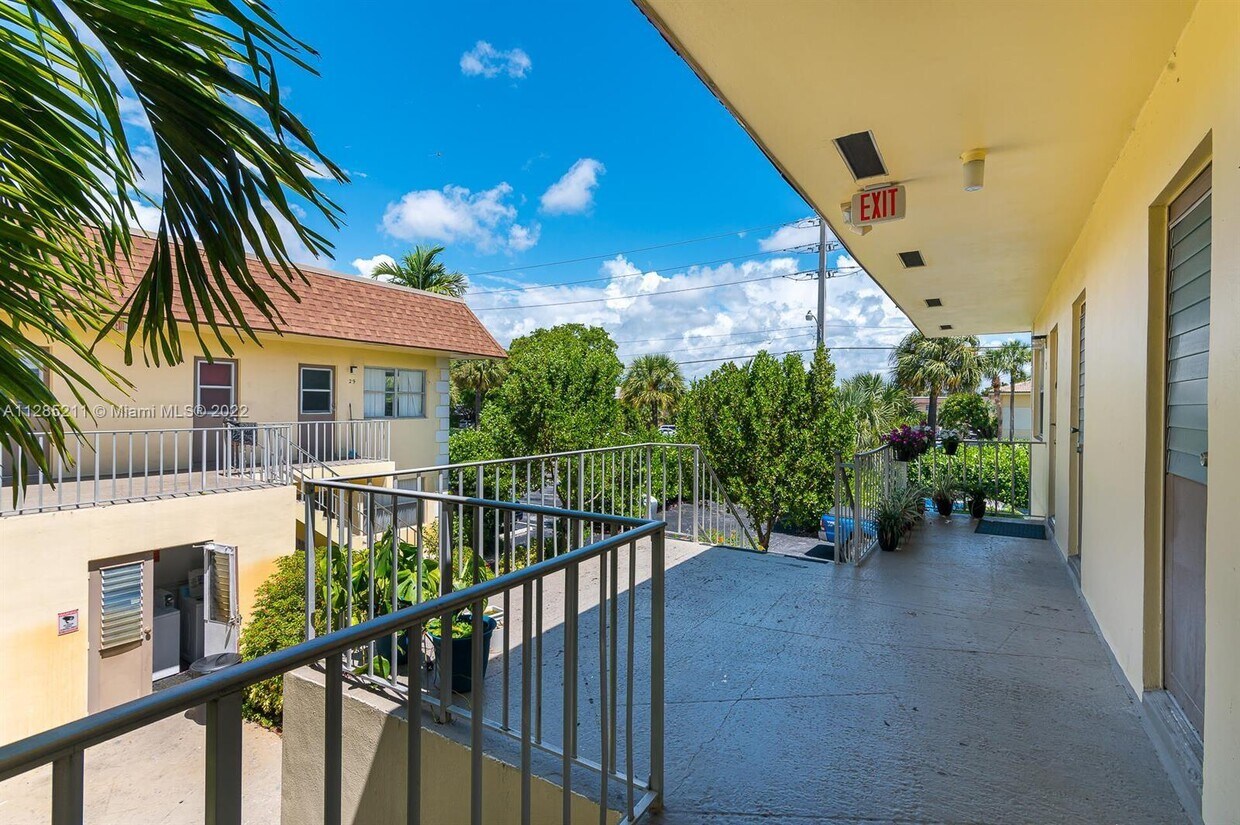 260 NW 19th St Unit 22, Boca Raton, FL 33432 Condo for Rent in Boca