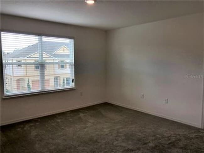 Building Photo - 3847 Exeter Ln