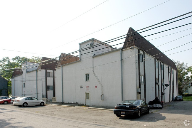 42-50 W Oakland Ave - 42-50 Oakland Avenue Apartments