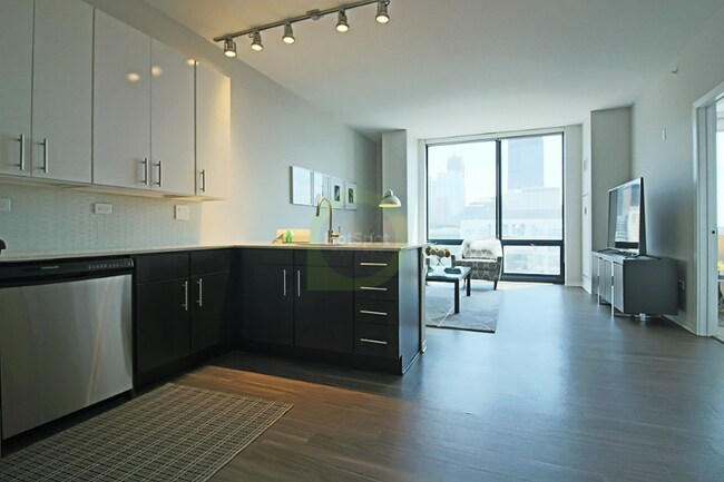 Foto del edificio - 785 W Adams St