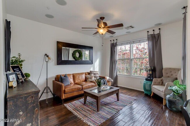 Foto del edificio - 893 S Osborn Ln