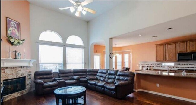 Foto del edificio - 8373 Brightside Ln