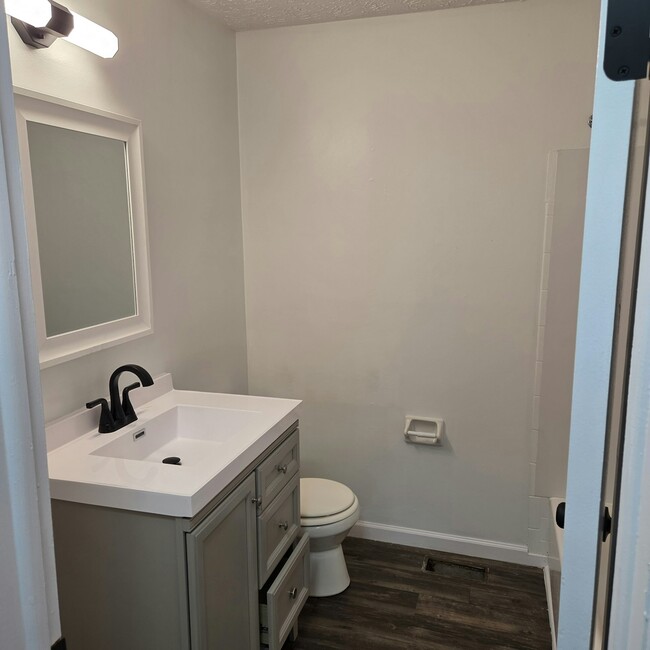 Building Photo - 4901 Guthrie Dr
