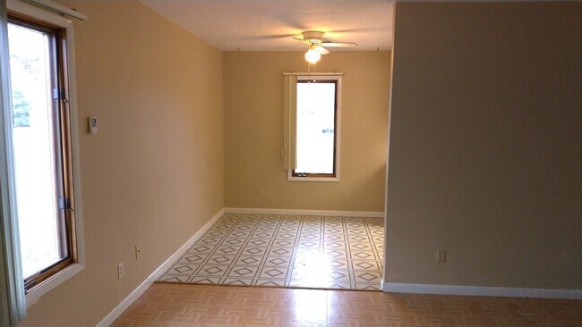 Building Photo - 4403 Trevi Dr