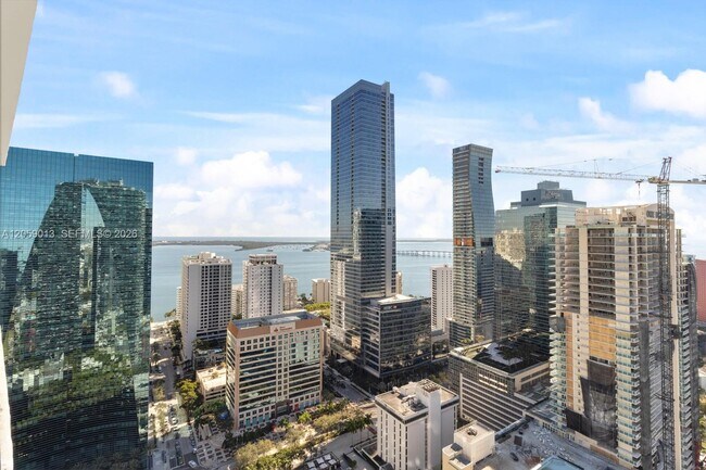 Foto del edificio - 1300 S Miami Ave