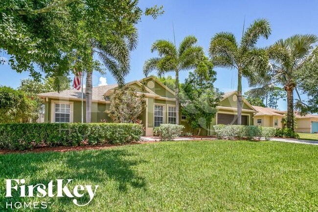 Building Photo - 1241 SW Wellington Ave