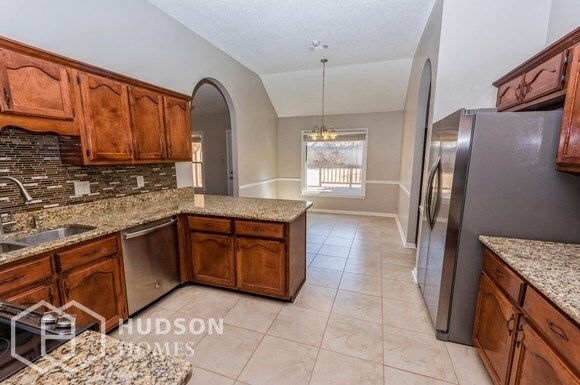 Foto del edificio - NOW AVAILABLE! - 1756 Edgeburg Ln, Cordova...