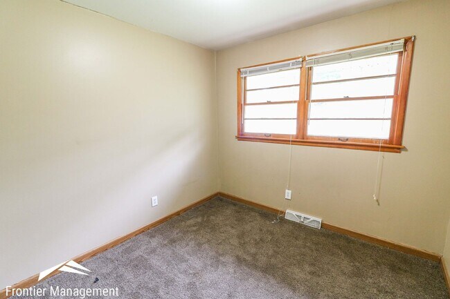 Foto del edificio - Affordable 4 Bedroom Home in West Manhattan!