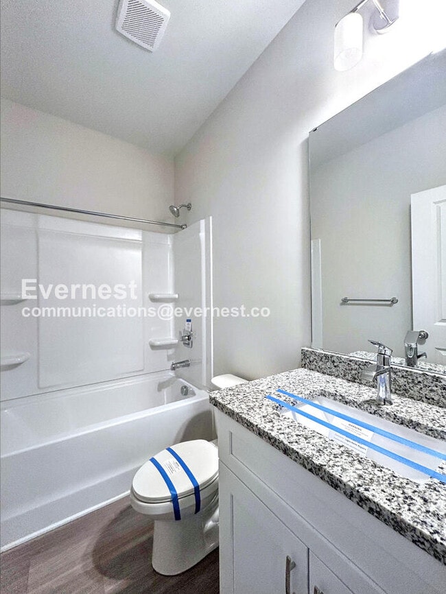 Building Photo - 312 N Correll St