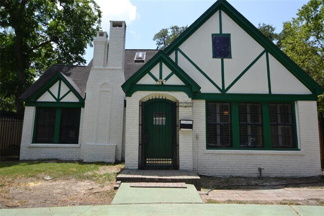 Foto del edificio - 2135 Bissonnet St