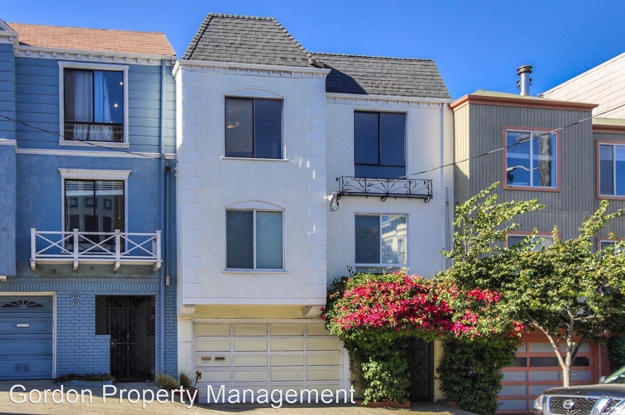 Primary Photo - 2 br, 1 bath House - 266 Parnassus Ave