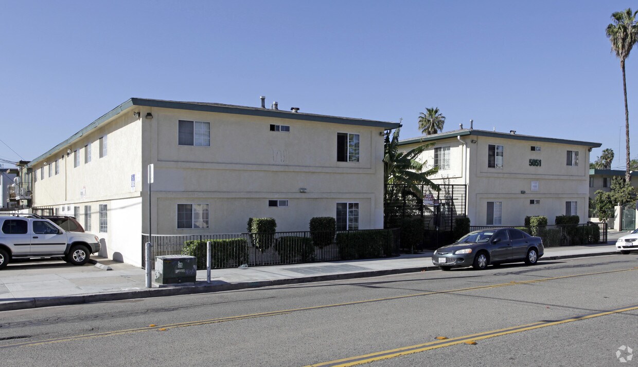 Primary Photo - 5051-5067 1/2 Orange Ave.