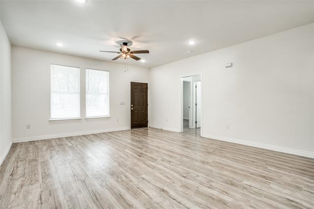 Building Photo - 116 Navajo Dr