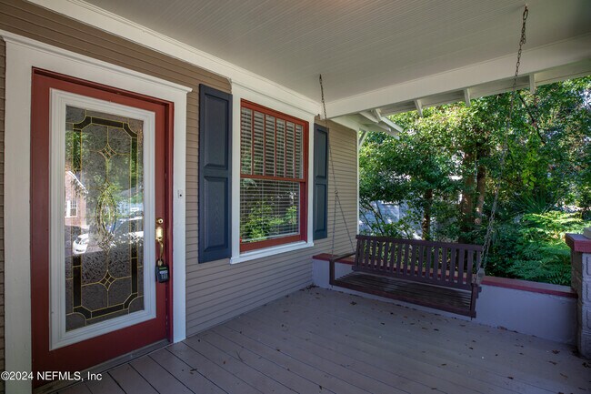 Foto del edificio - 3684 Herschel St