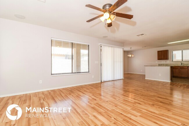 Foto del edificio - 2160 E Greenlee Ave