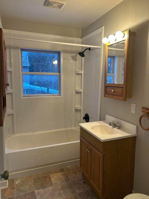 Building Photo - 253 S Greenwich St