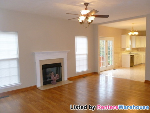 Building Photo - 1557 Bridgecrest Dr