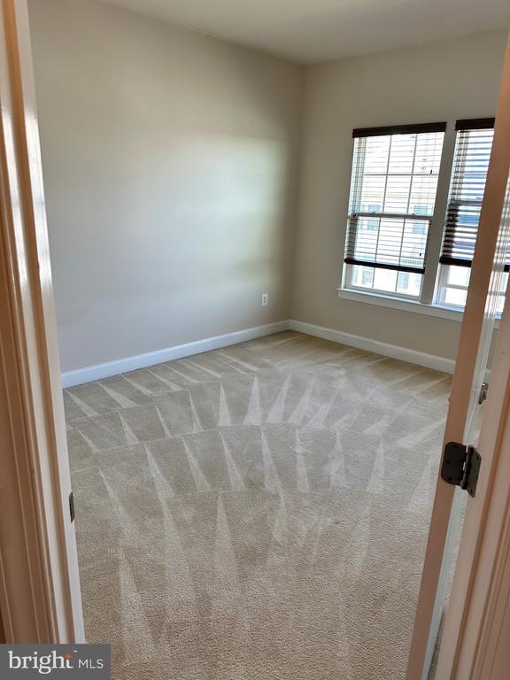 Building Photo - 1325 Cheswick Ln