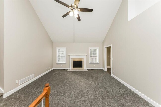 Foto del edificio - 135 Ivey Lake Pkwy