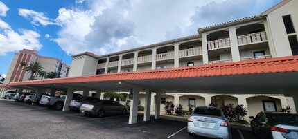 Building Photo - 19029 US-19
