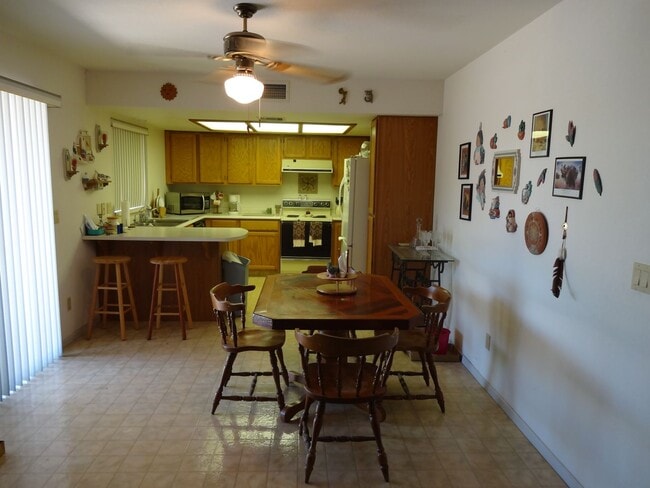 Building Photo - WInter Rental