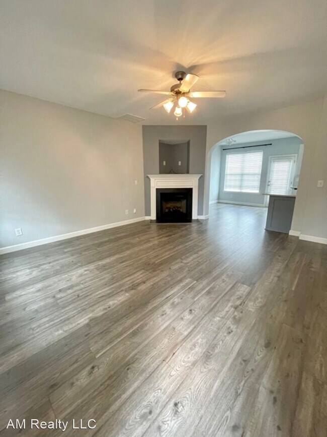 Building Photo - 3 br, 2.5 bath House - 1032 Tabard Lane