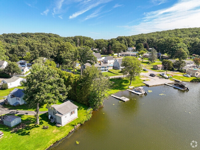 Parts of East Millbury/Dorothy Pond are on the water.