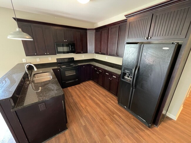 Building Photo - PRE-LEASING FOR AUGUST 2026!