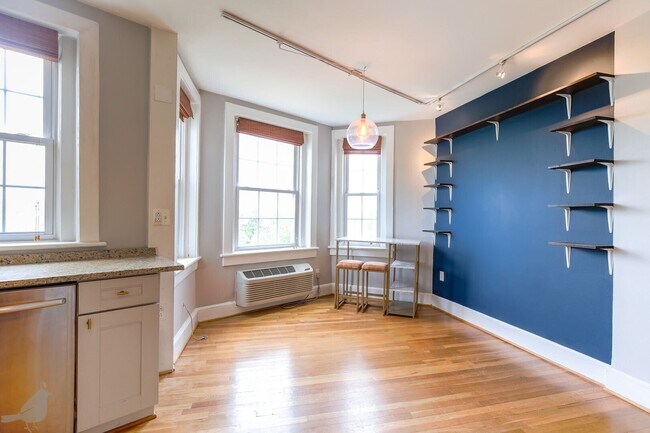 Foto del edificio - 1125 Maryland Ave NE