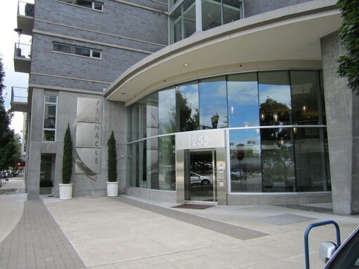 Building Photo - 1255 NW 9th Ave