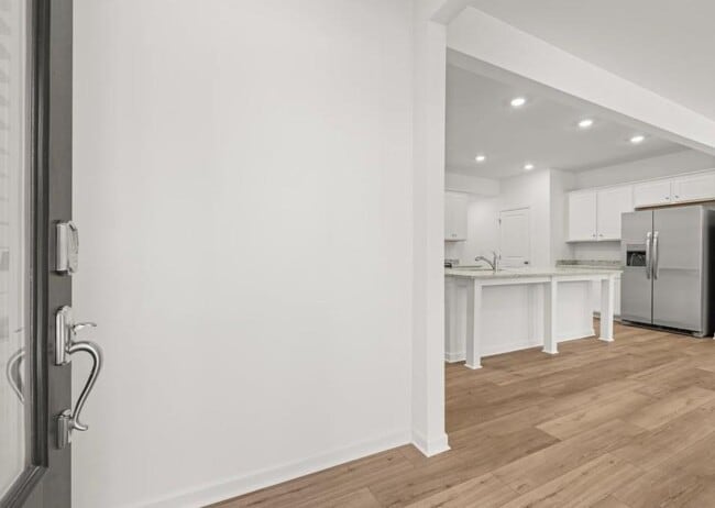 Foto del edificio - 102 Smithwood Dr