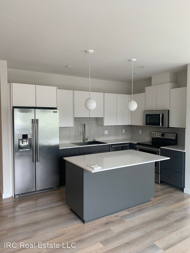 Foto del edificio - 2 br, 2 bath House - 425 NE Bryant st  201
