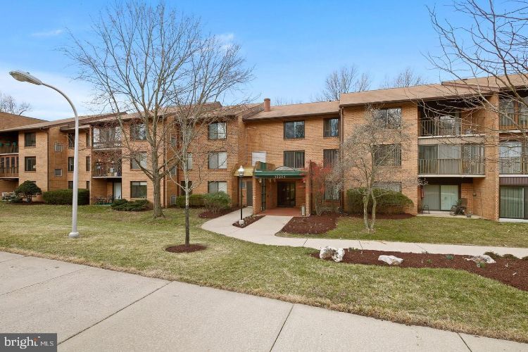 Primary Photo - 15201 Elkridge Way