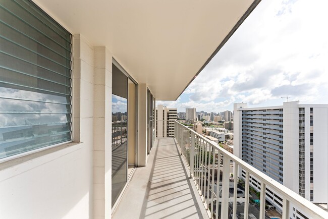 Foto del edificio - Makiki - Wilder Regent 2 bed, 2 bath, 1 pa...