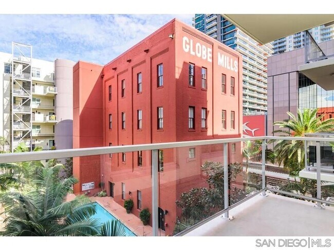 Foto del edificio - 1431 Pacific Hwy