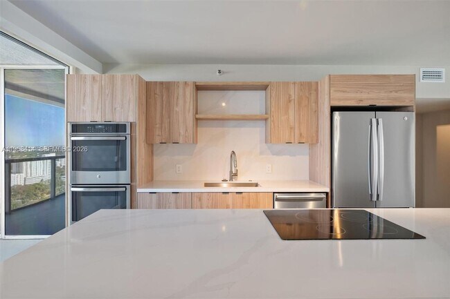 Foto del edificio - 1541 Brickell Ave