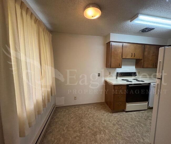 Building Photo - 1037PUFF