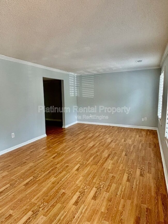Foto del edificio - 5130 Afton Way