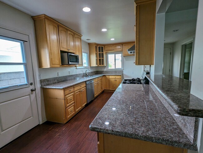 Cocina remodelada - 21413 Palos Verdes Blvd