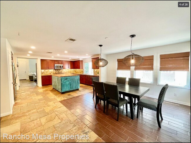 Foto del edificio - 6 br, 3 bath House - 478 Whalers Ct.